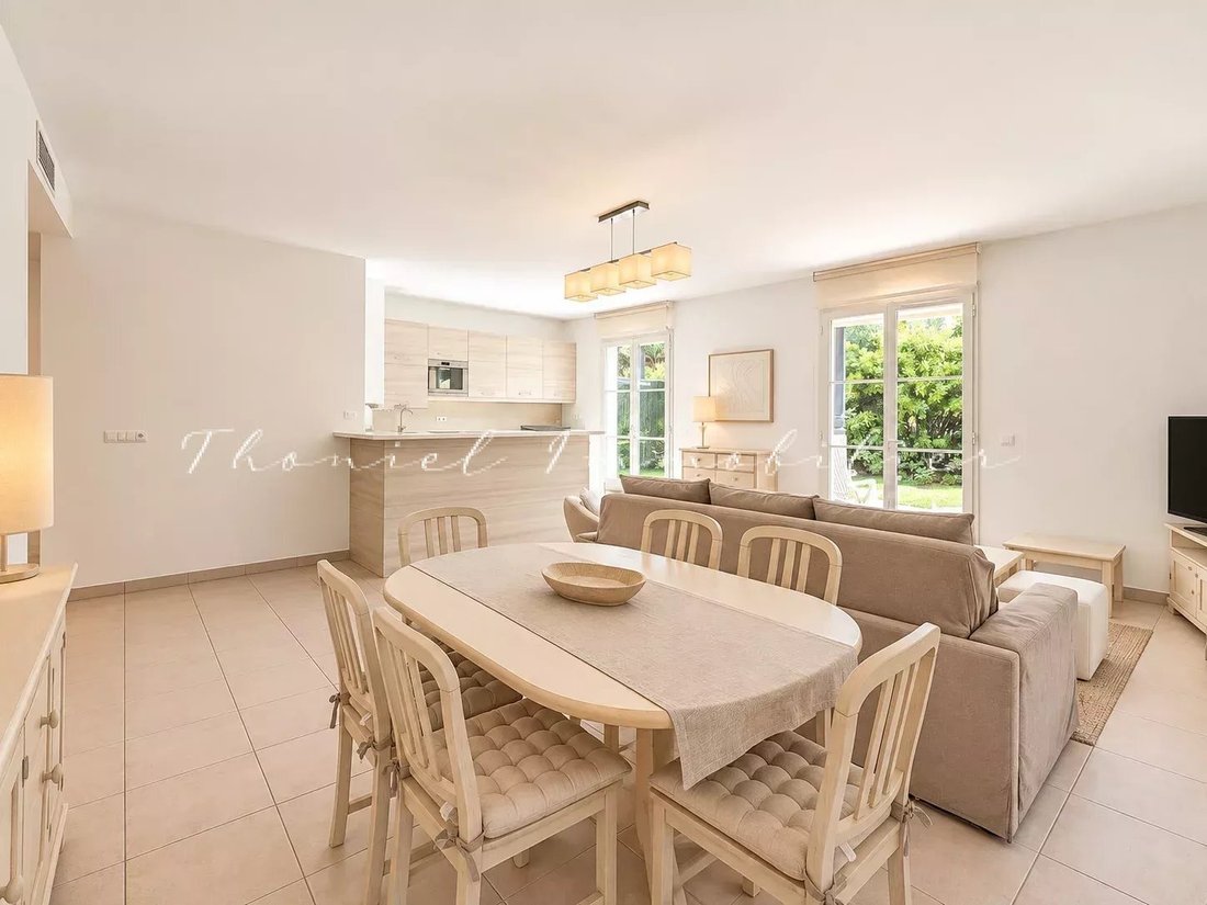 Apartment in La Croix-Valmer, Provence-Alpes-Côte d'Azur, France 4 - 18533429
