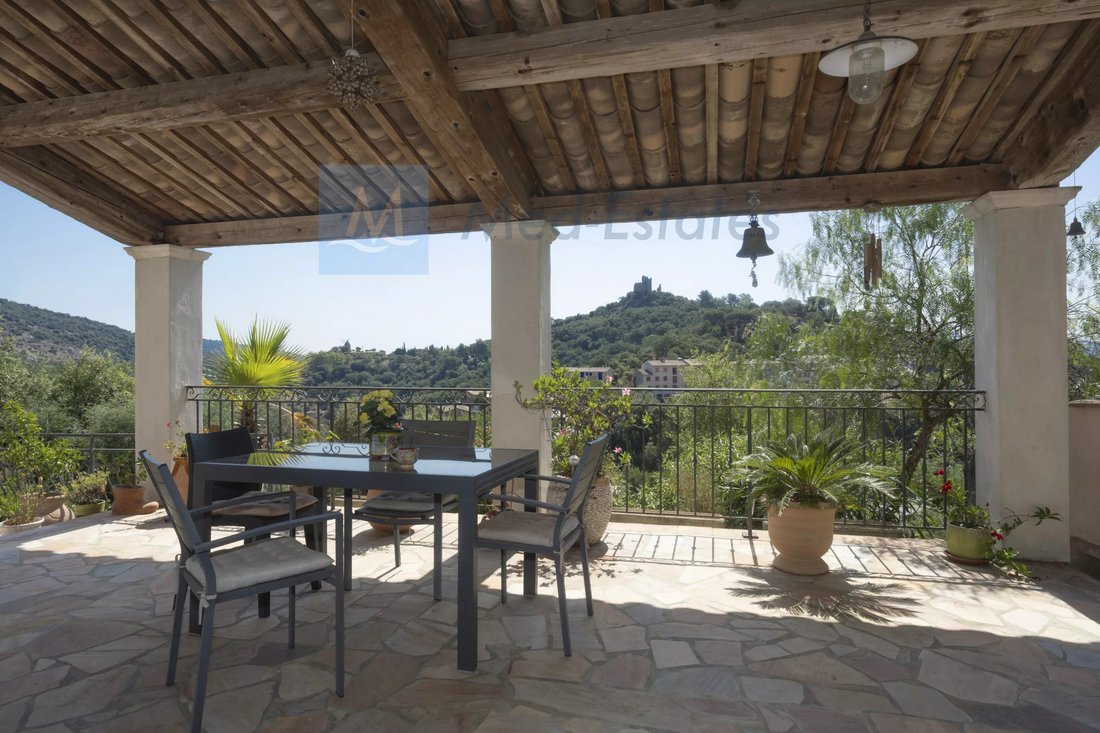 Casa en Grimaud, Provenza-Alpes-Costa Azul, Francia 1 - 18451552