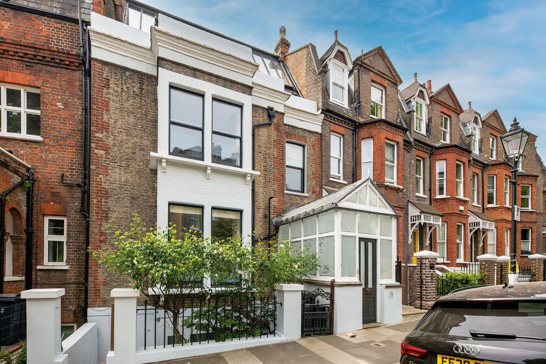 House in Hampstead, Camden, England 1 - 18939860