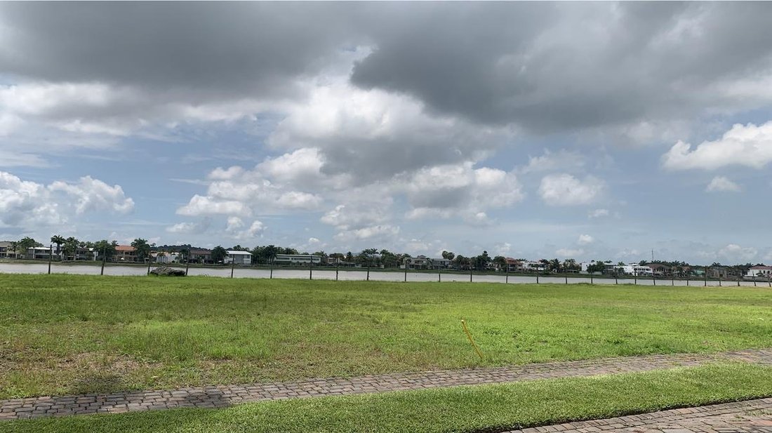 Land in Samborondón, Guayas, Ecuador 2 - 18941563