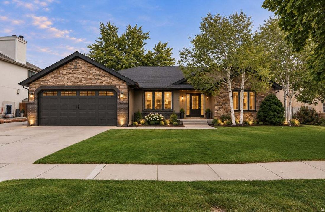 House in Murray, Utah, United States 2 - 17917156