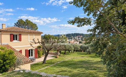 House in Le Tholonet, Provence-Alpes-Côte d'Azur, France 1