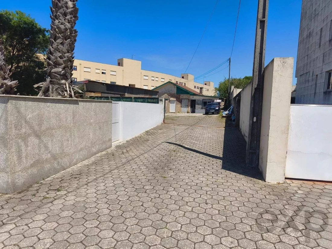 Land in Sao Felix da Marinha, Porto District, Portugal 3 - 18940784