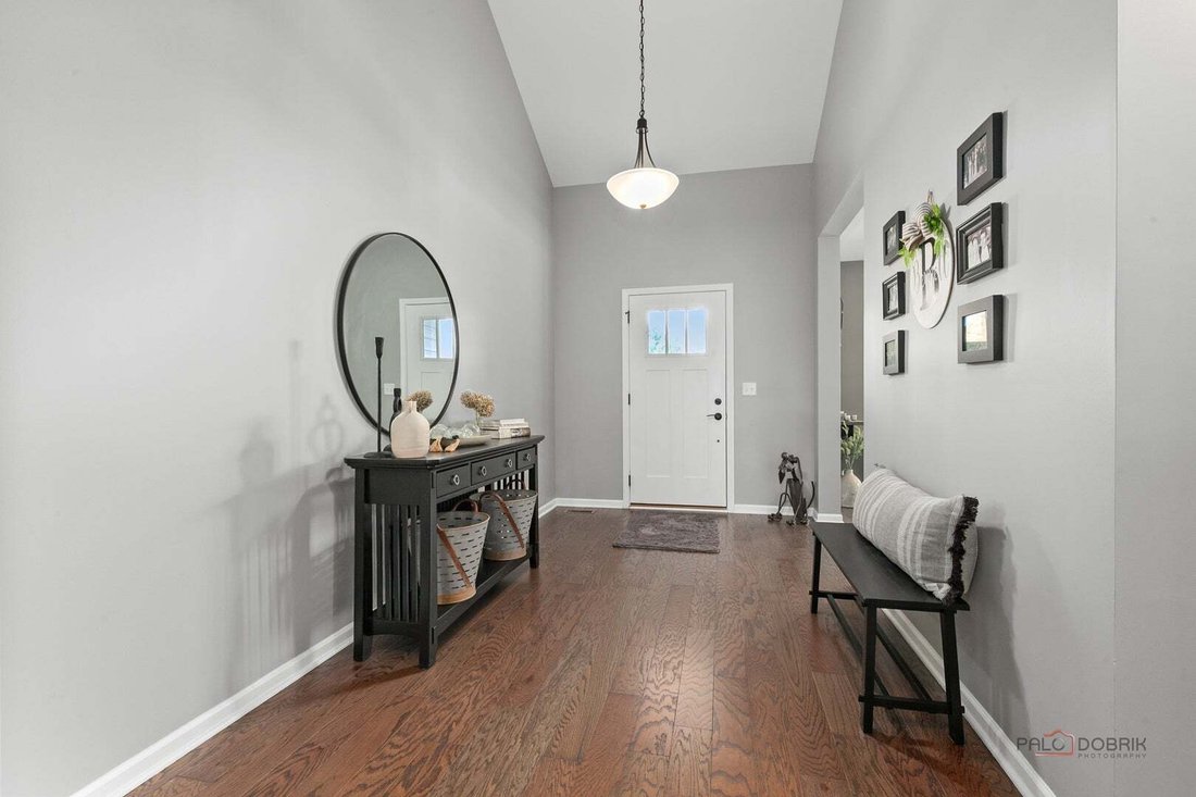 House in Vernon Hills, Illinois, United States 2 - 18939642
