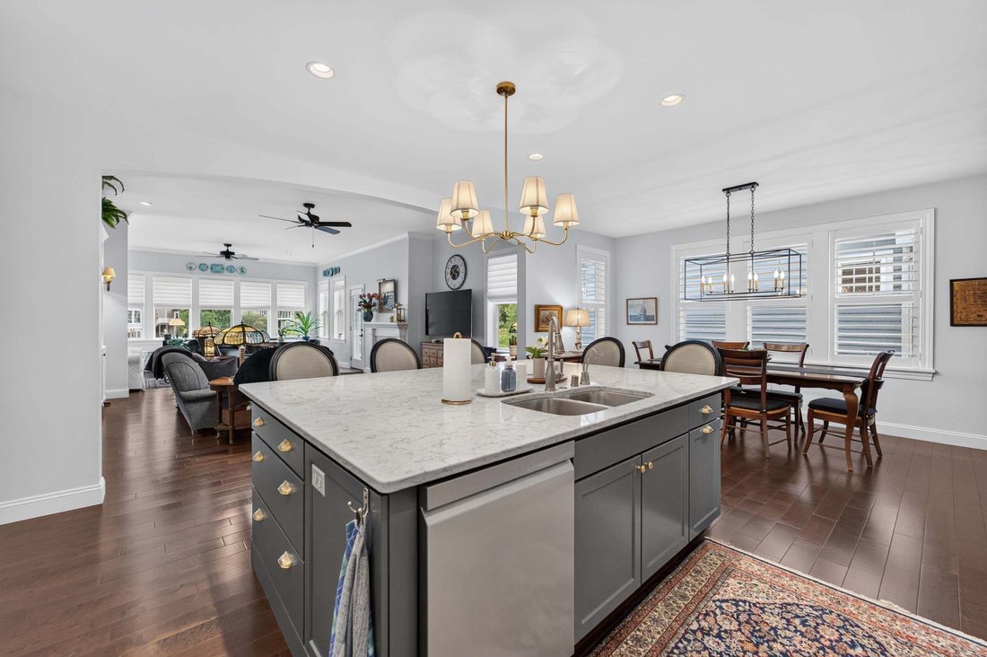 Condo in Madison, Wisconsin, United States 5 - 18942411