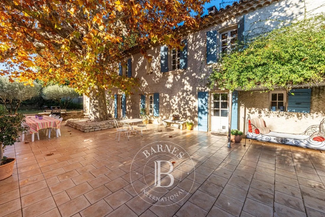 Country House in Tresques, Occitania, France 1 - 15595699