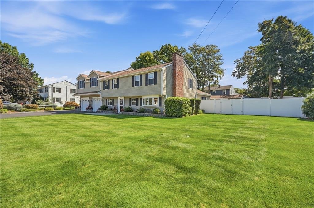 House in Bristol, Rhode Island, United States 3 - 18941371