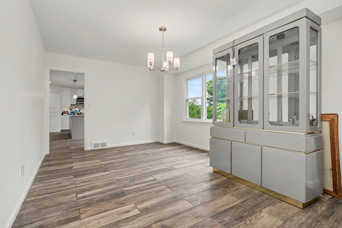 House in Woodbury, New York, United States 4 - 18940464