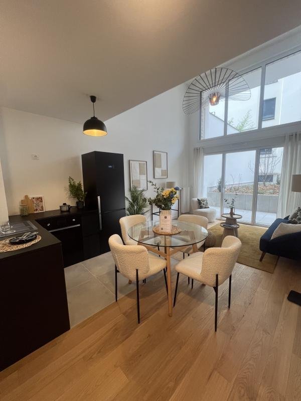 Apartment in Bleuzen, Vanves, France 1 - 18944078