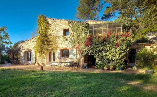 House in Beaurecueil, Provence-Alpes-Côte d'Azur, France 1