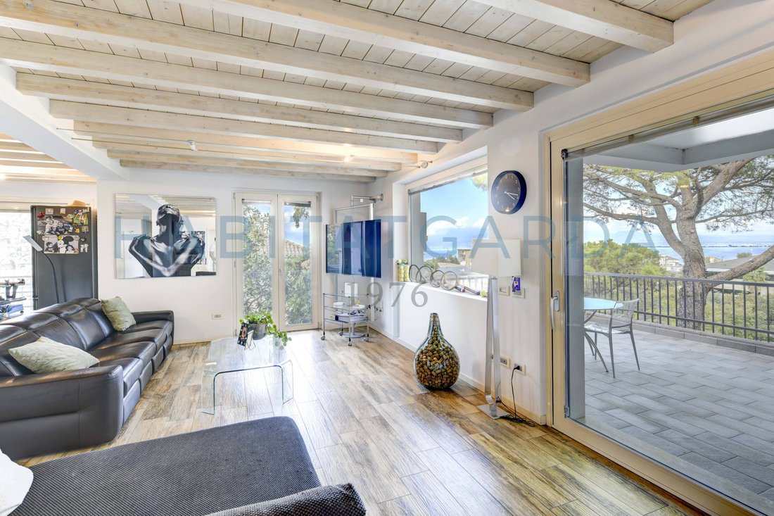 Apartment in Desenzano Centro, Desenzano del Garda, Lombardy 1 - 18945100