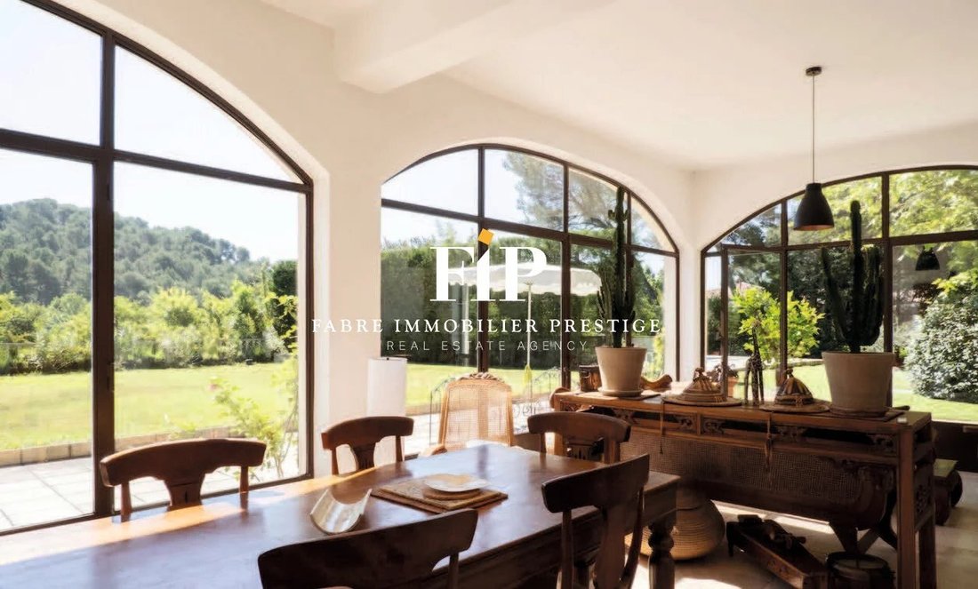 Domaine à Mazenod-Bellevue-Saint Donat-Banon, Aix-en-Provence, France 1 - 18923303