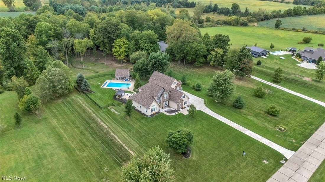 House in LaGrange, Ohio, United States 4 - 18942678