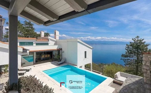 Villa in Grad Opatija, Primorje-Gorski Kotar County, Croatia 1