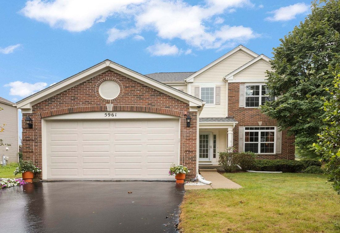 House in Hoffman Estates, Illinois, United States 1 - 18943143