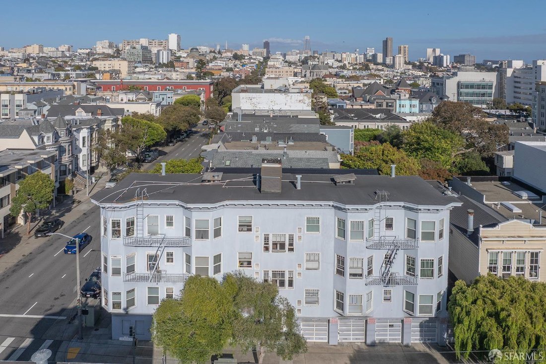 San Francisco, California, United States 4 - 18942445