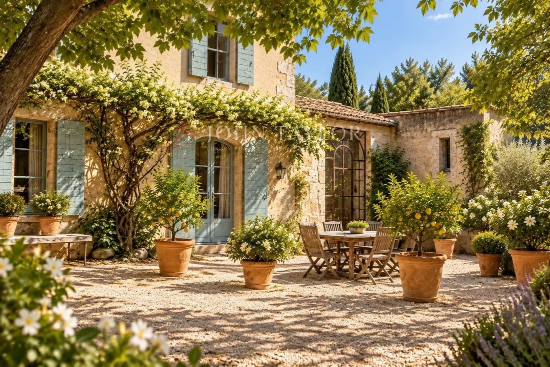 Country House in Saint-Rémy-de-Provence, Provence-Alpes-Côte d'Azur, France 4 - 18940519