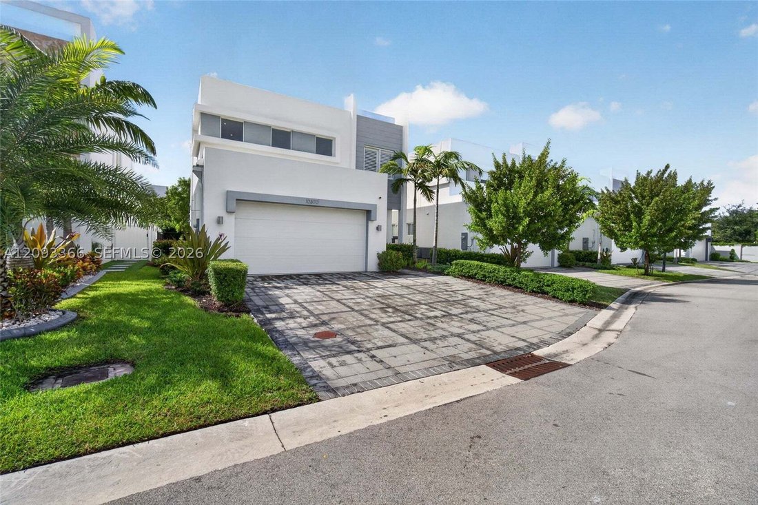 House in Doral, Florida, United States 4 - 18943062