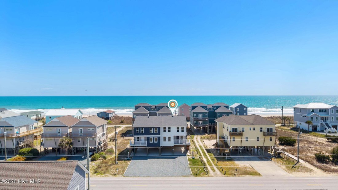 Townhouse in North Topsail Beach, North Carolina, United States 1 - 18942893