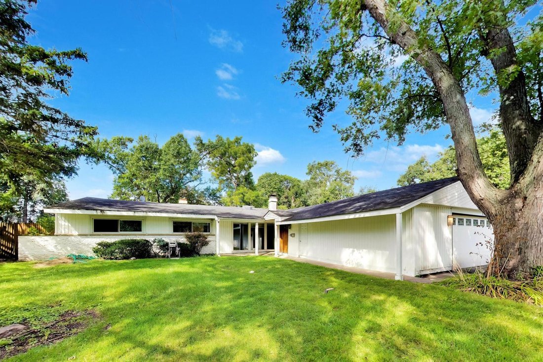 House in Wilmette, Illinois, United States 1 - 18943111