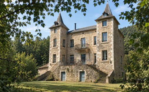 Villa in Saint-Vincent-Rive-d'Olt, Occitania, France 1