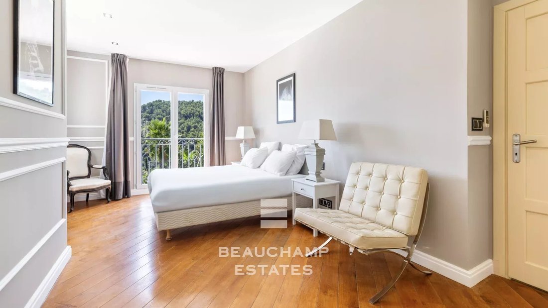 Villa in Grasse, Provence-Alpes-Côte d'Azur, France 5 - 18940116