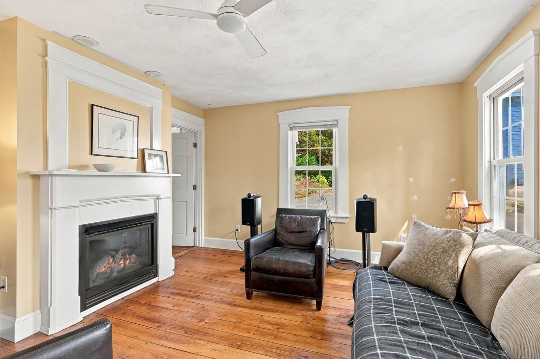 Condo in Marblehead, Massachusetts, United States 4 - 18939189