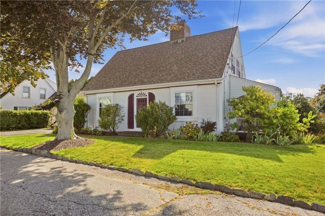 House in Bristol, Rhode Island, United States 2 - 18939382