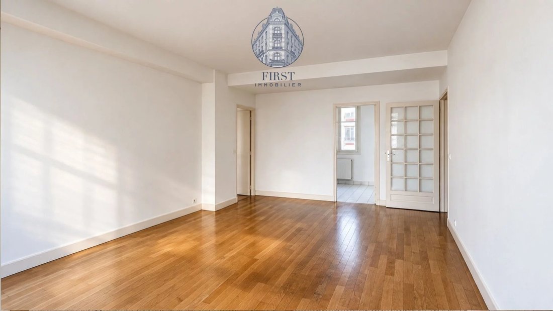 Apartment in Porte Dauphine, Paris 16e Arrondissement, Paris 5 - 18940451
