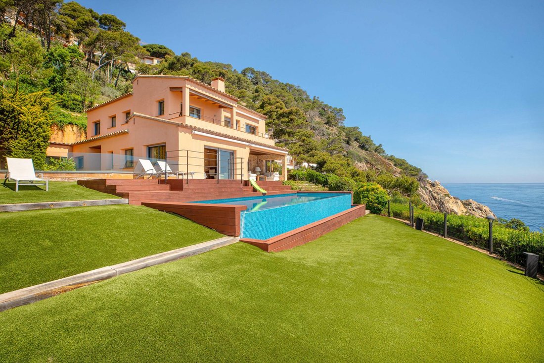 Villa in Llafranc, Palafrugell, Catalonia 4 - 18939758