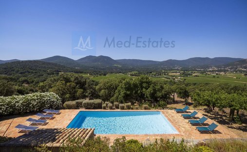 Villa à Le Plan-de-la-Tour, Provence-Alpes-Côte d'Azur, France 1