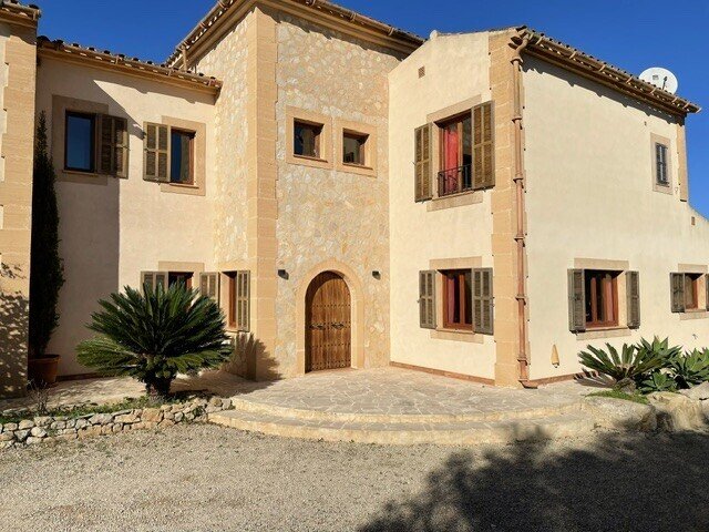 Finca in They are Macià, Manacor, Balearic Islands 4 - 18942912