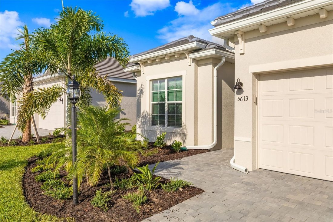 House in Bradenton, Florida, United States 3 - 18942903