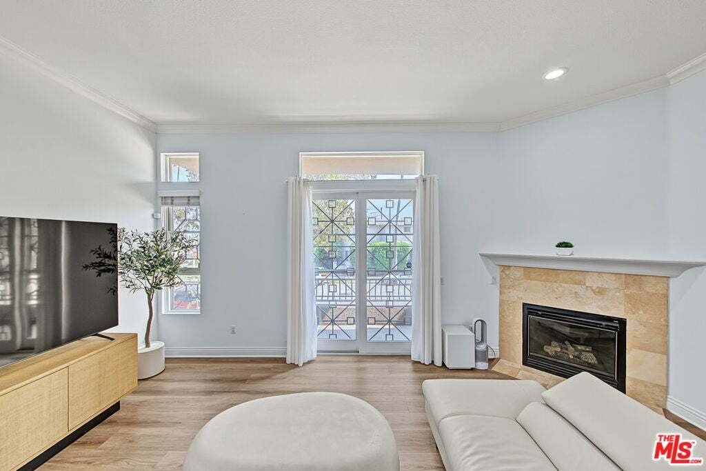 Condo in Los Angeles, California, United States 5 - 18942114