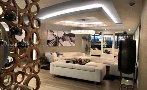 Condo in Golden Beach, Florida, United States 1