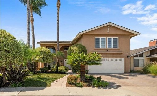 House in Signal Hill, California, United States 1