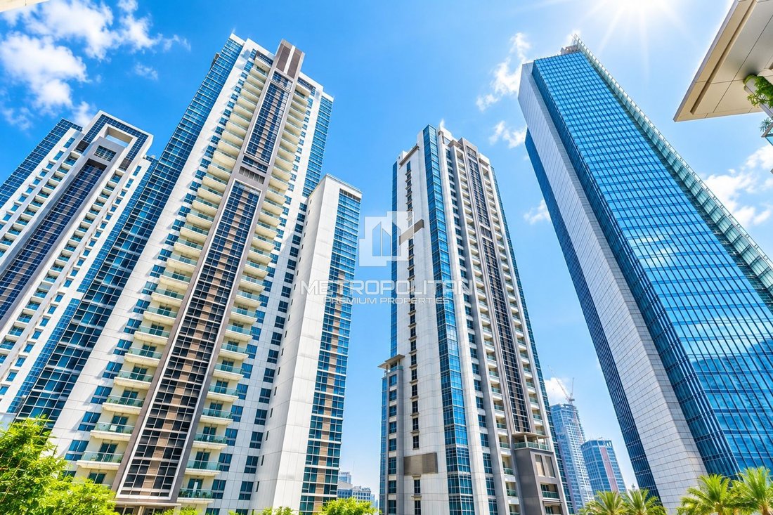 Apartment in Business Bay, Dubai, United Arab Emirates 1 - 18940782