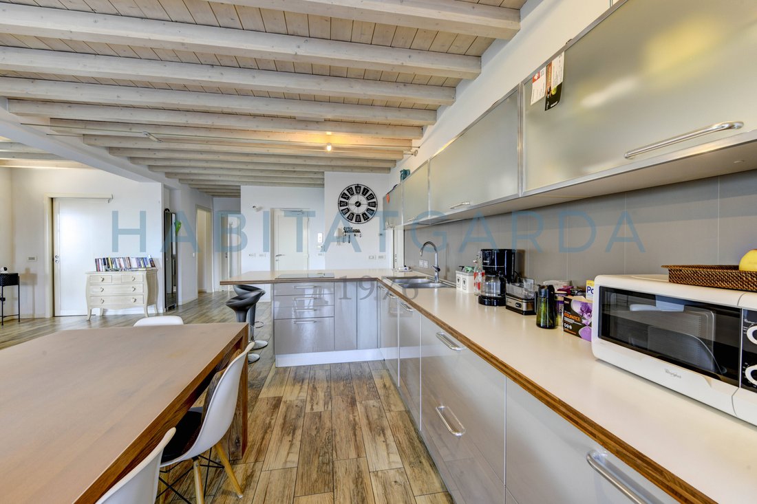 Apartment in Desenzano Centro, Desenzano del Garda, Lombardy 5 - 18945100