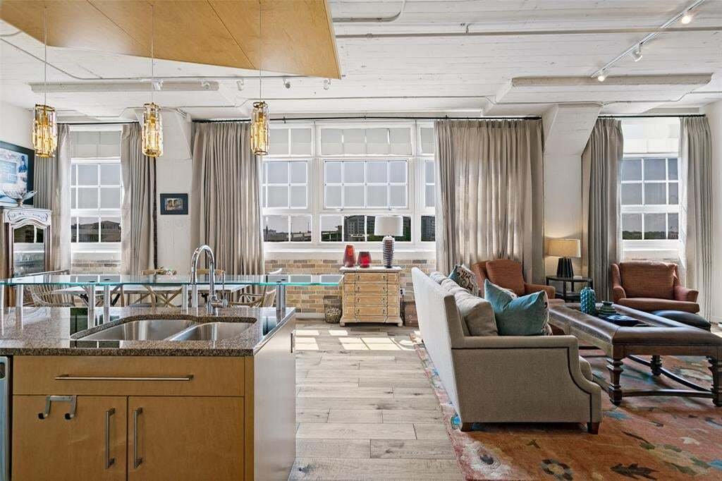 Condo in Fort Worth, Texas, United States 3 - 18943636