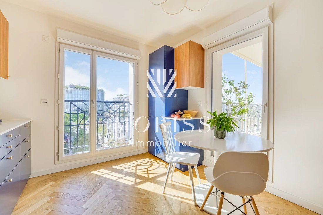 Apartment in Victor Hugo-République, Clichy, France 4 - 18940517