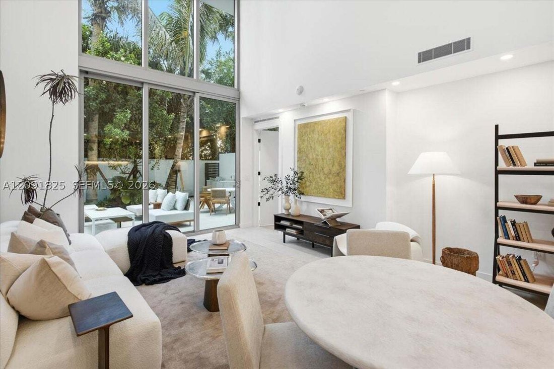 Condo in Miami, Florida, United States 1 - 18939813