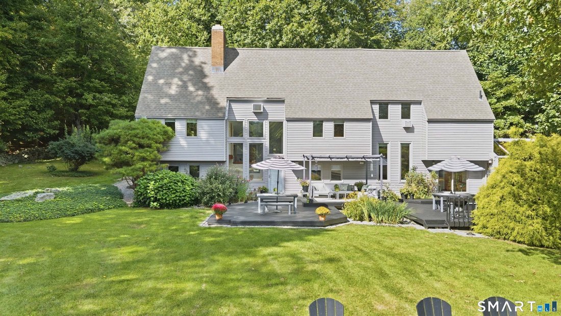 House in Columbia, Connecticut, United States 2 - 18941849