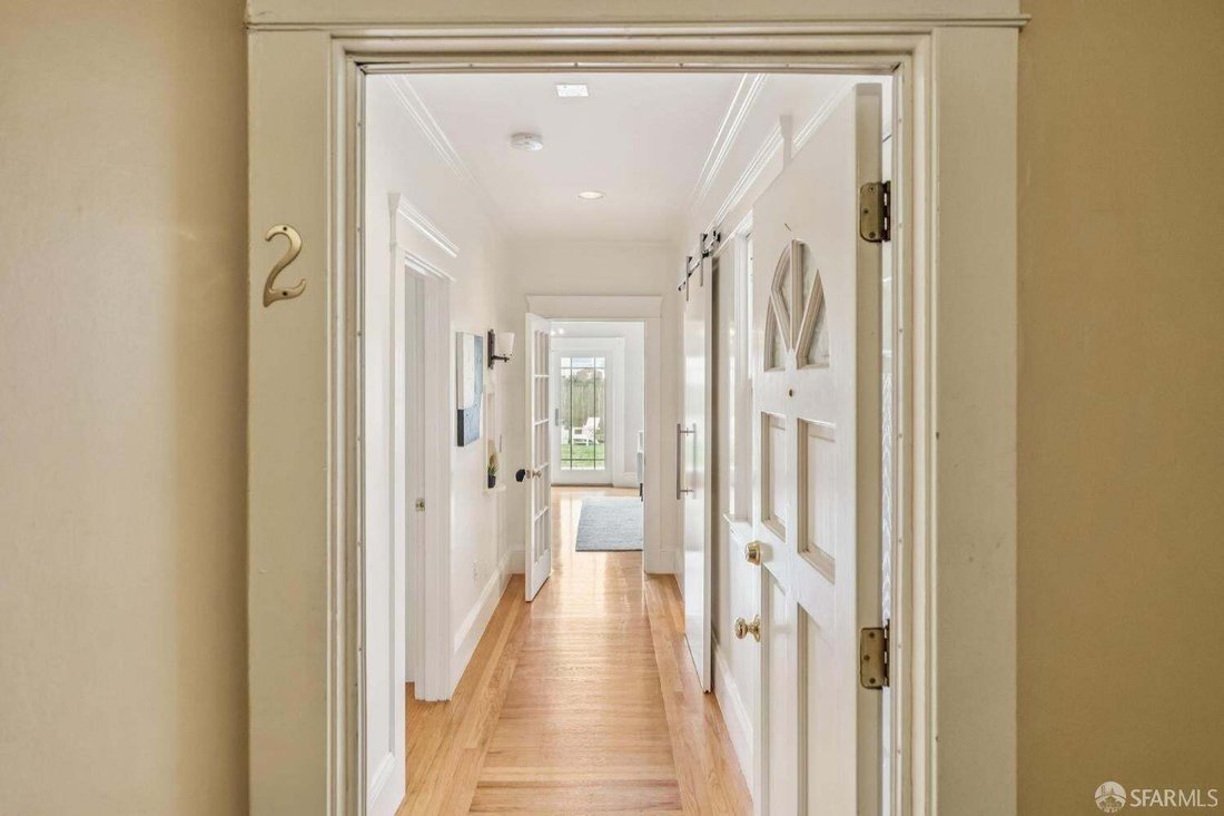 Condo in San Francisco, California, United States 2 - 18942417