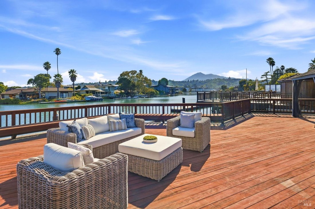 House in San Rafael, California, United States 1 - 18944895