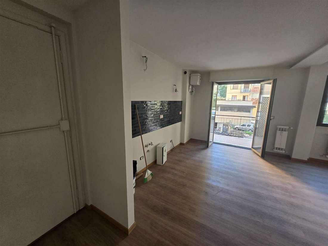 Apartment in Novoli Baracca, Florence, Italy 4 - 18943382