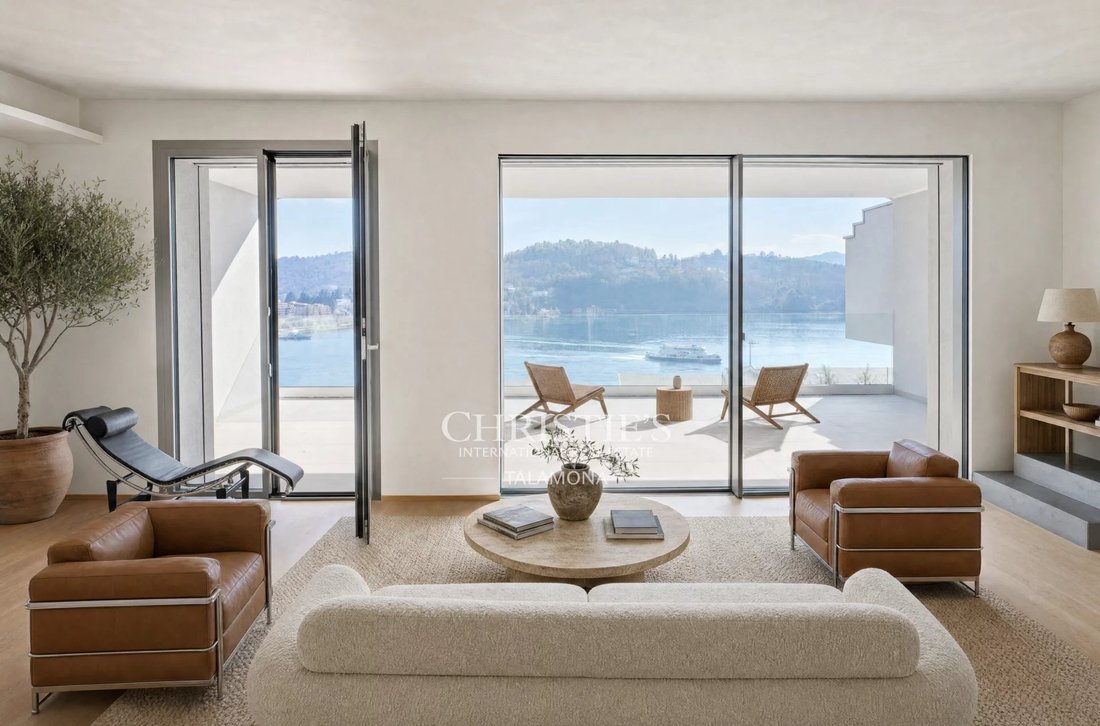 Apartment in Laveno-Mombello, Lombardy, Italy 1 - 17444510
