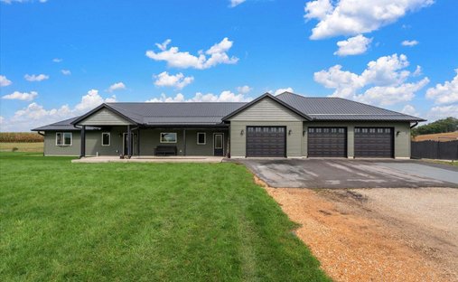 House in Delmar, Iowa, United States 1