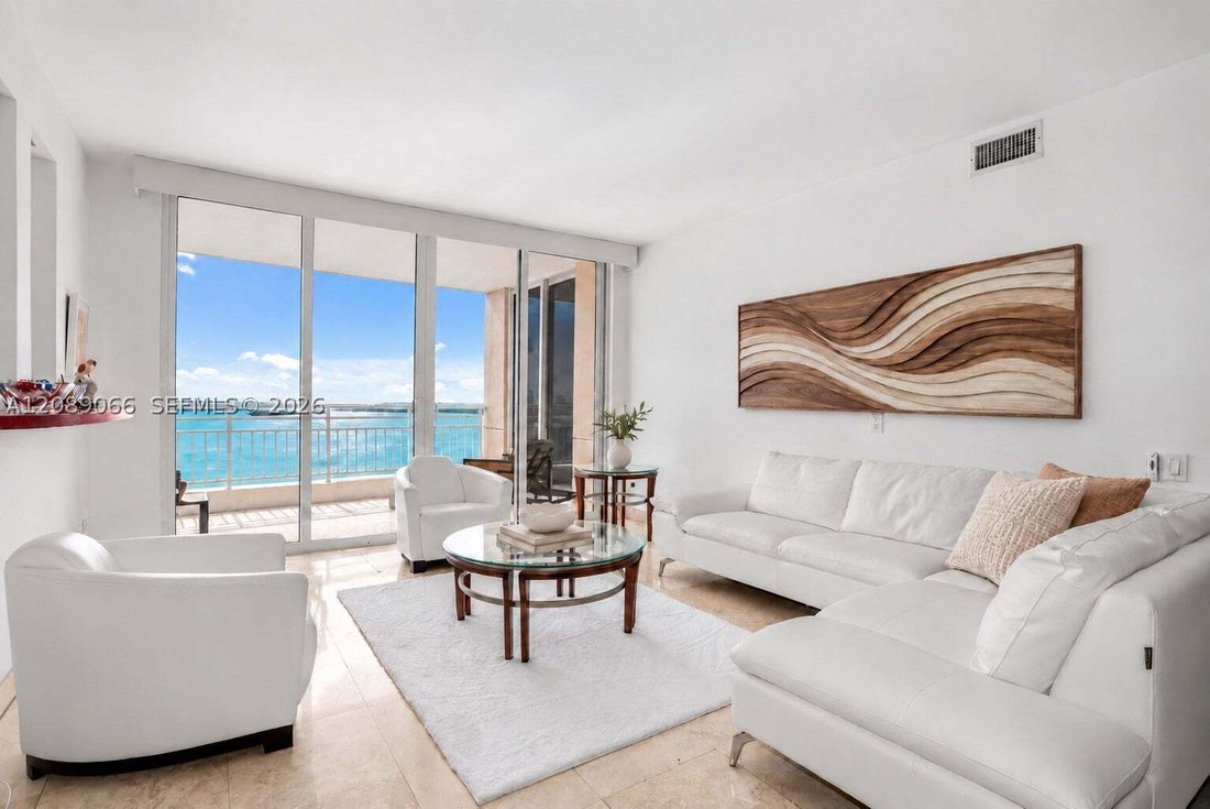 Condo in Miami, Florida, United States 3 - 18939789