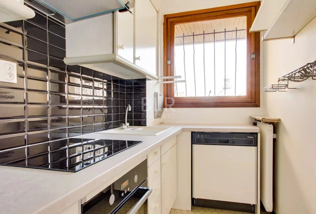 Apartment in Muette Sud, Paris 16e Arrondissement, Paris 5 - 18940442