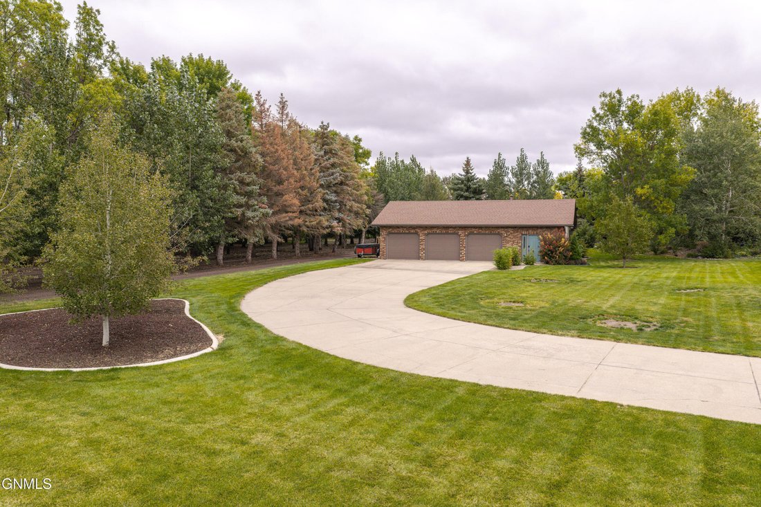 House in Bismarck, North Dakota, United States 4 - 18941583